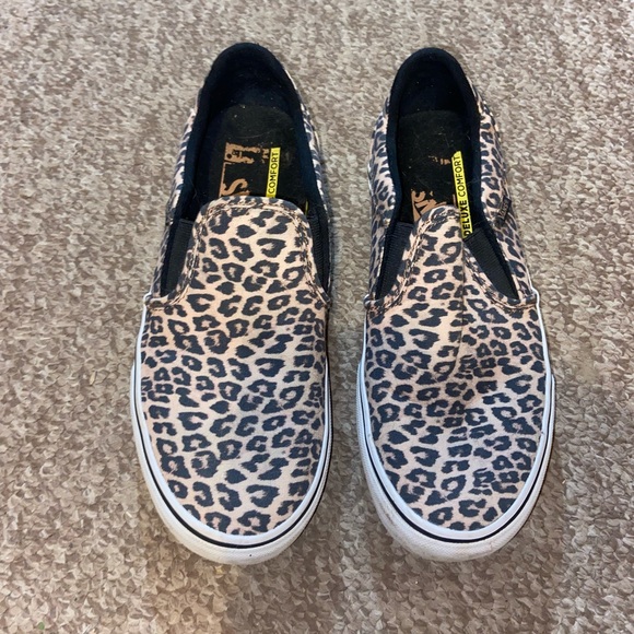 Vans - Picture 2 of 4